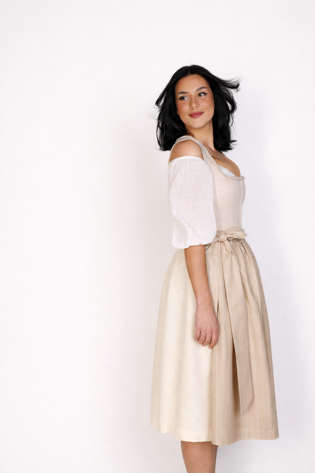 DIRNDL AURORA mit 2 Schürzen