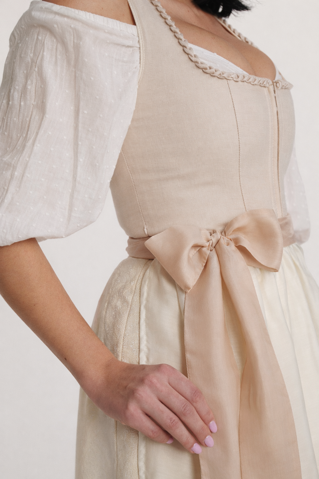 DIRNDL AURORA mit 2 Schürzen